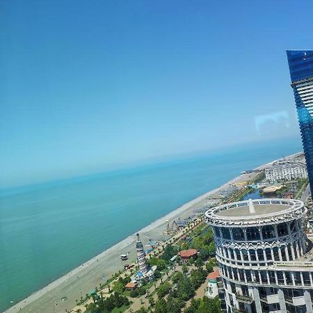 Apartment On Sherif Khimshiashvili Street 15B Batumi Luaran gambar