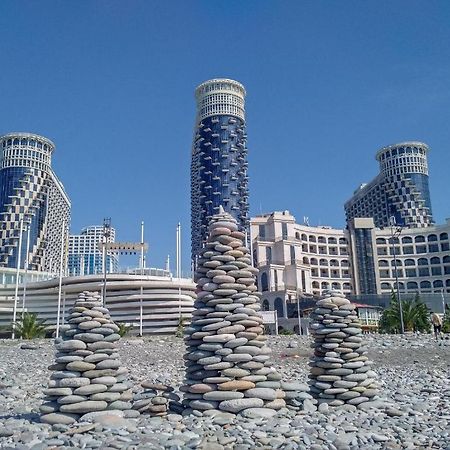 Apartment On Sherif Khimshiashvili Street 15B Batumi Luaran gambar