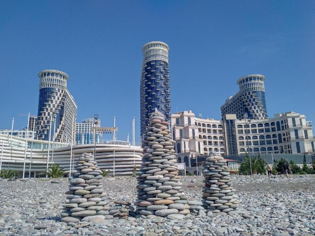 Apartment On Sherif Khimshiashvili Street 15B Batumi Luaran gambar