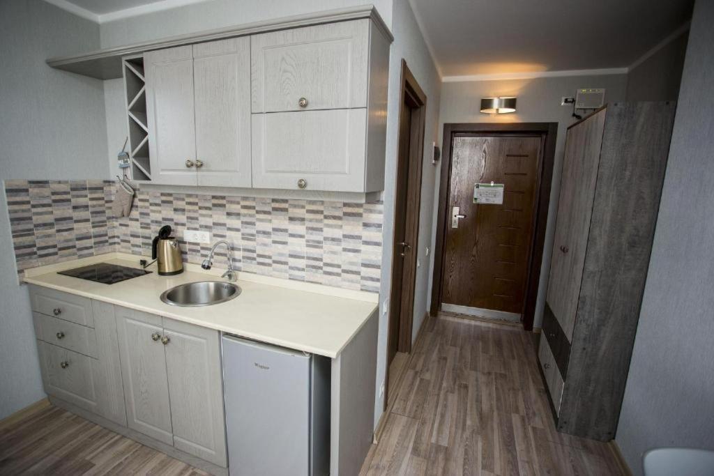 Apartment On Sherif Khimshiashvili Street 15B Batumi Luaran gambar