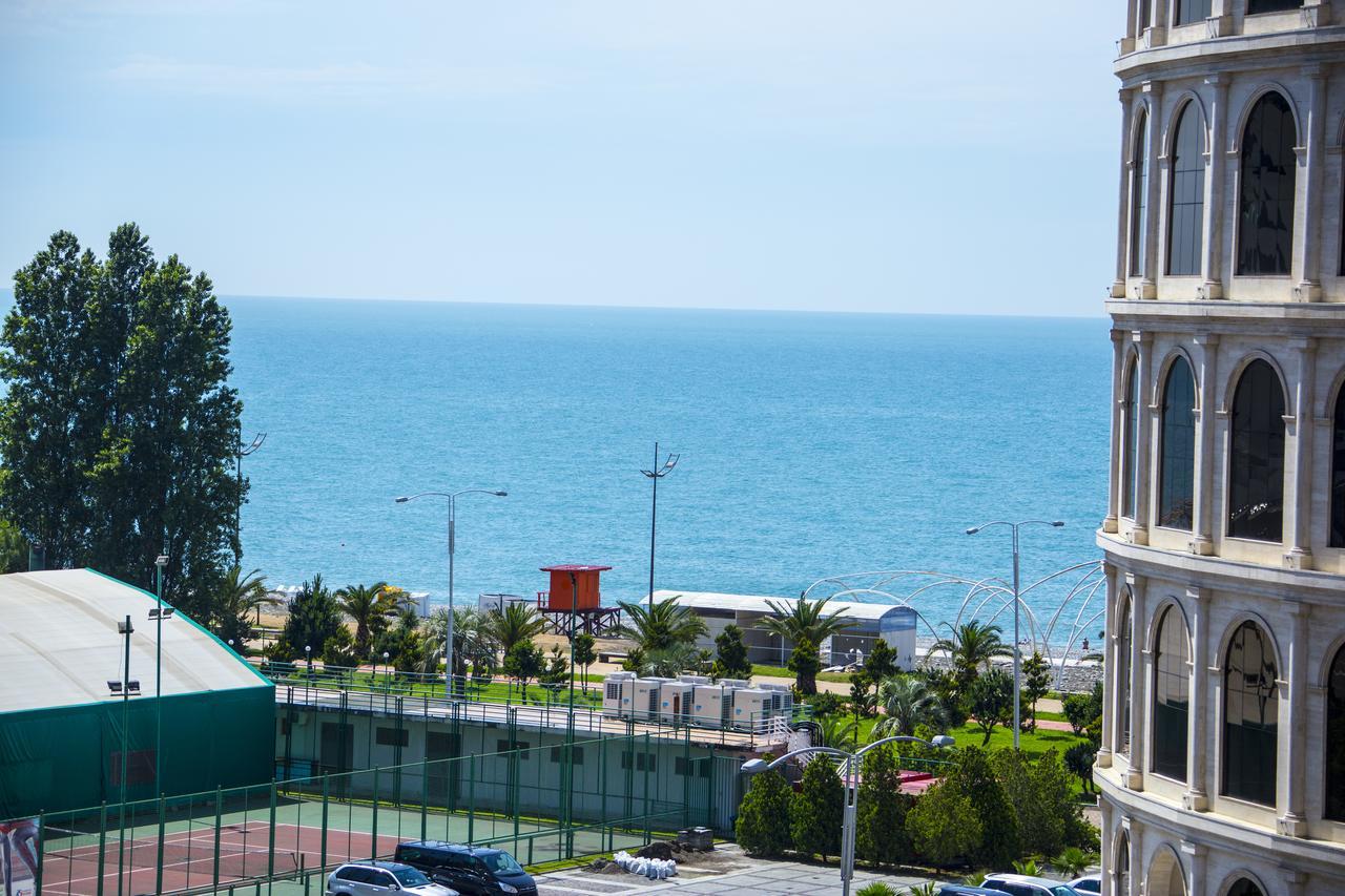 Apartment On Sherif Khimshiashvili Street 15B Batumi Luaran gambar