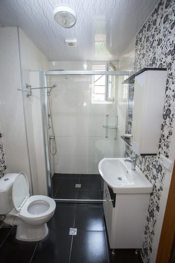 Apartment On Sherif Khimshiashvili Street 15B Batumi Luaran gambar